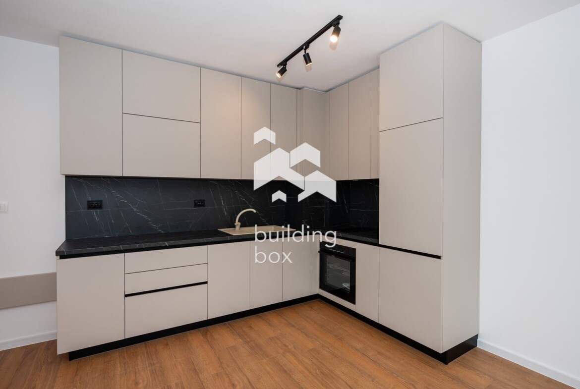 Двустаен апартамент, довършен до ключ - кв. Тракия - 0