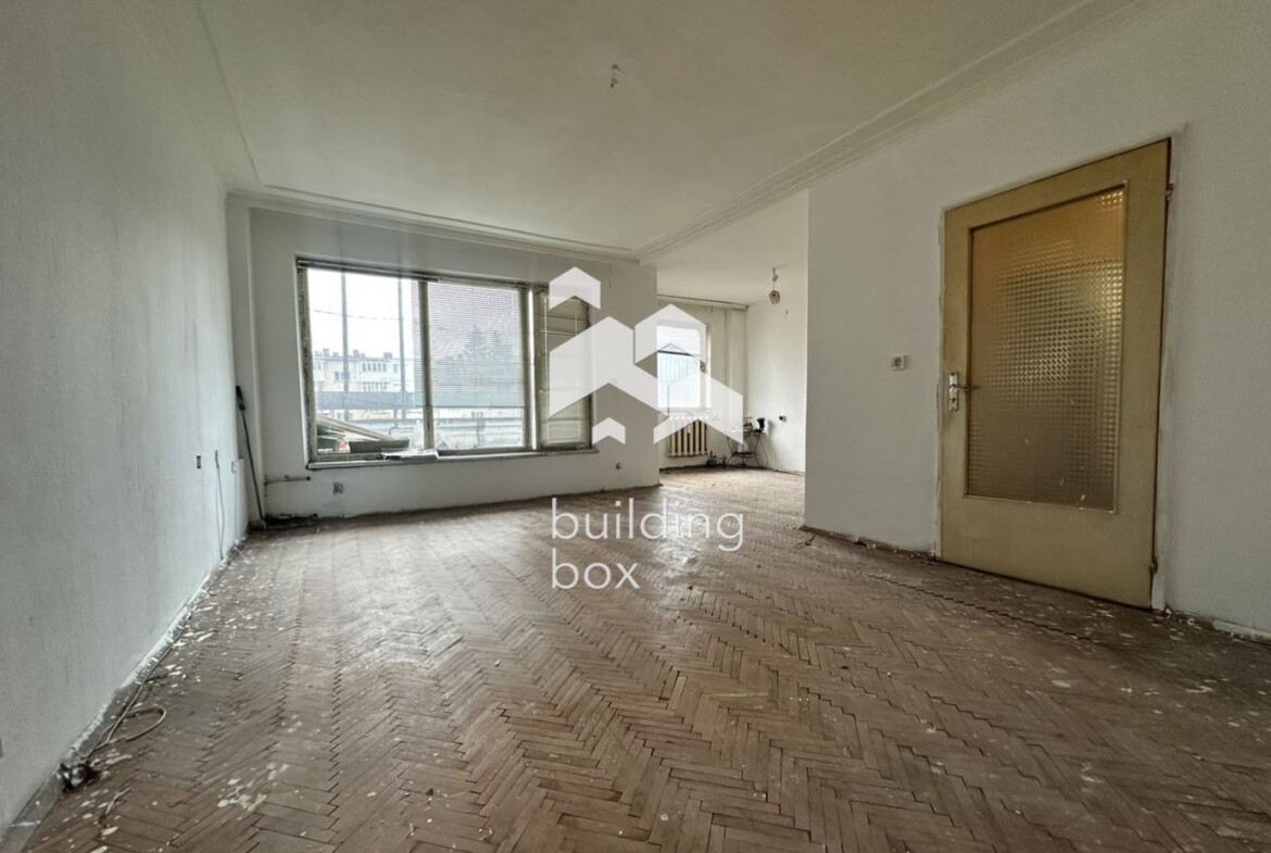 Просторен тристаен апартамент - кв. Гоце Делчев - 0