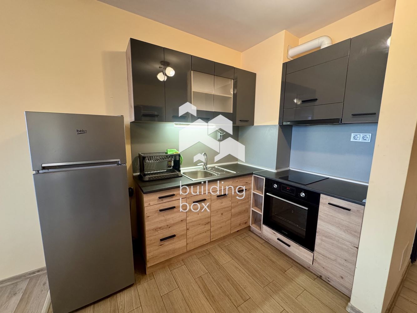 Просторен двустаен във Връбница 1 - 0