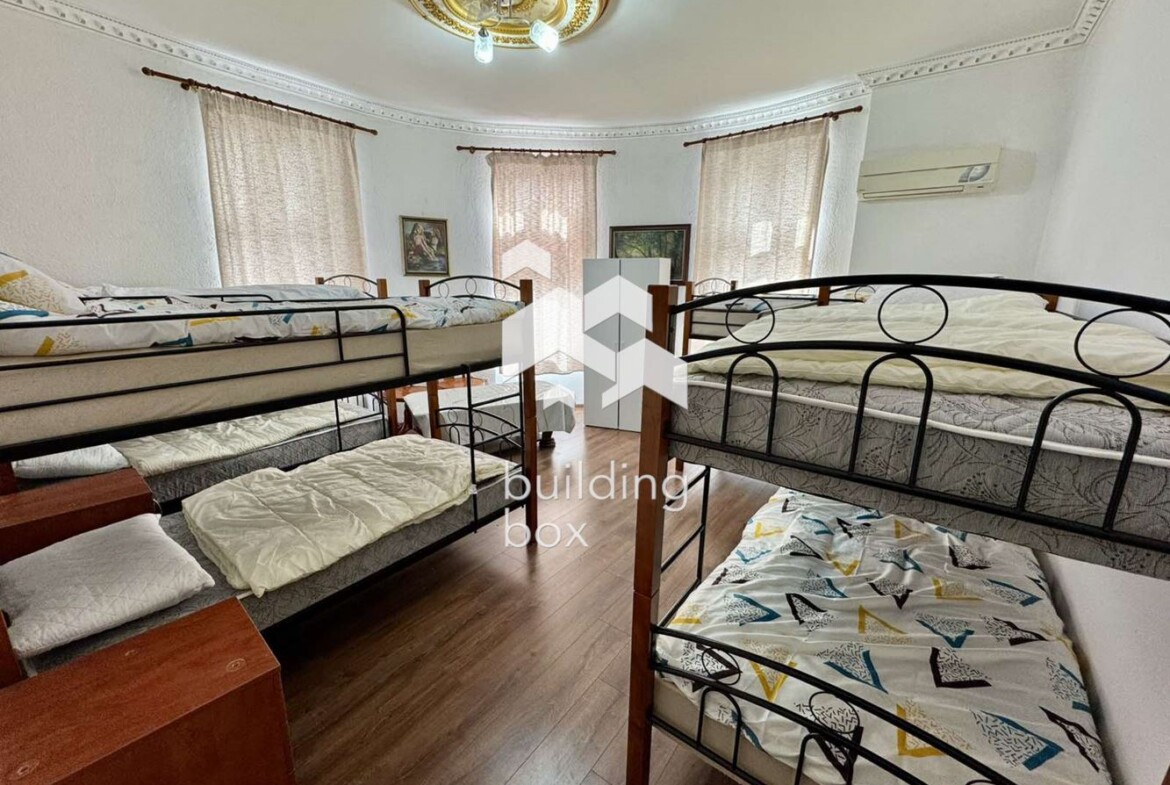 Легла под наем в ТОП център - 0