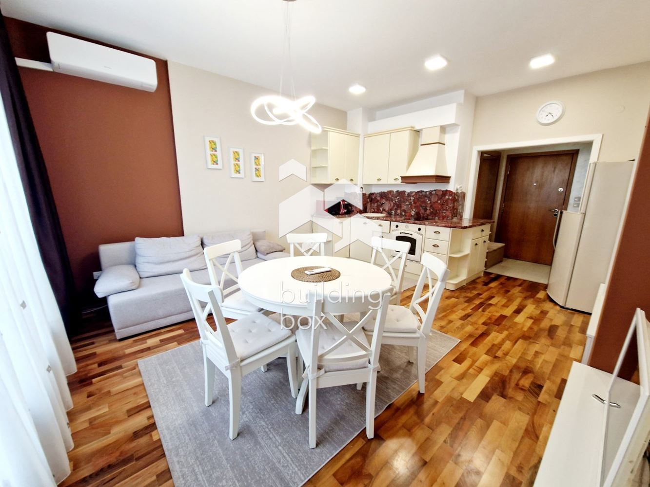 Топъл и уютен двустаен апартамент в кв. Студентски Град . - 0