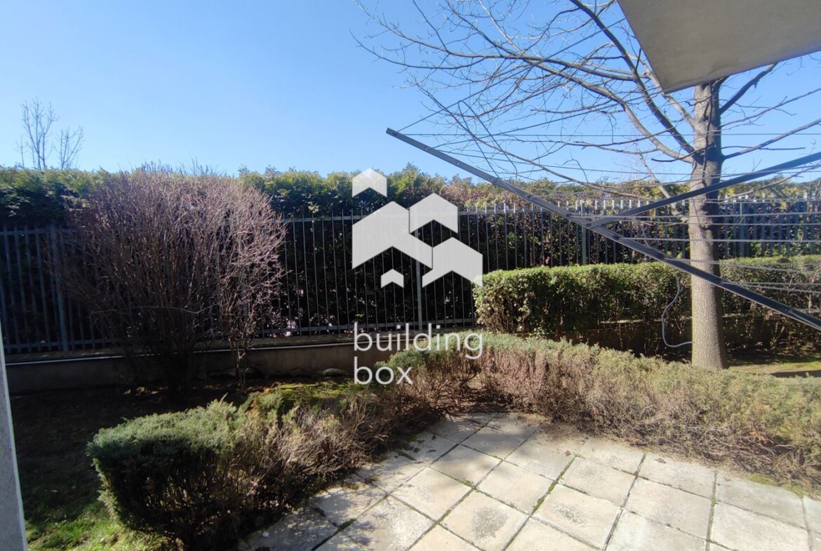 Просторен тристаен апартамент в затворен жилищен комплекс "Витоша Тюлип" - 0