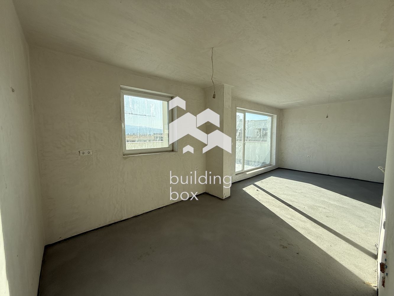 Четиристаен апартамент пред АКТ16 - кв. Остромила - 0