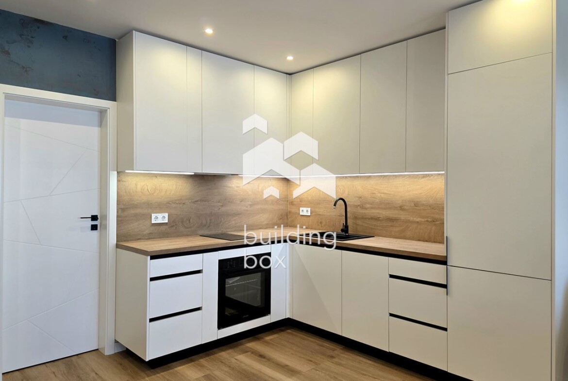 Светъл и просторен апартамент в MONA 3 - 0