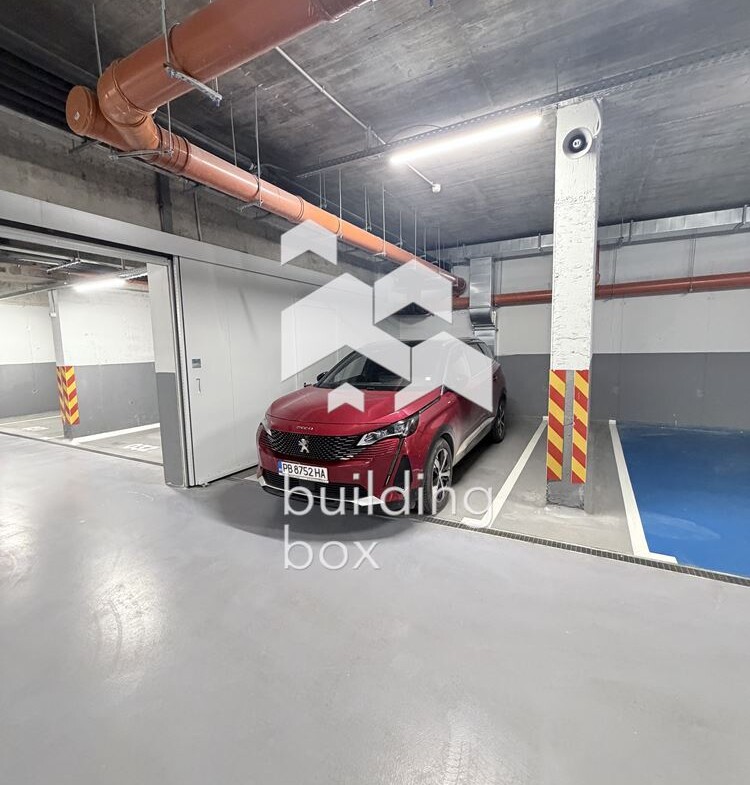 Тристаен луксозен апартамент под наем - к-с Роял Гардън - 0