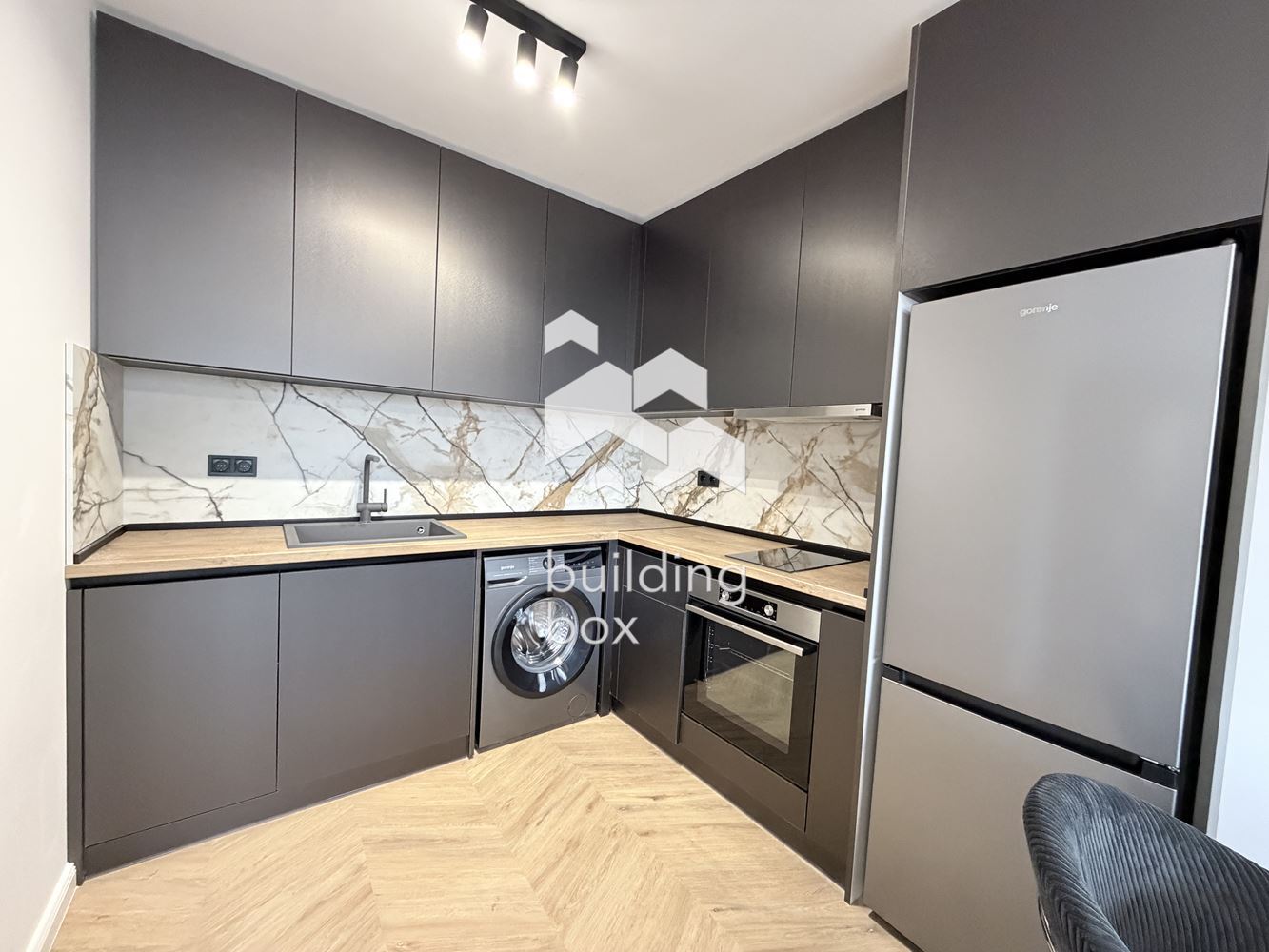 Двустаен апартамент под наем - кв. Кършияка - 0