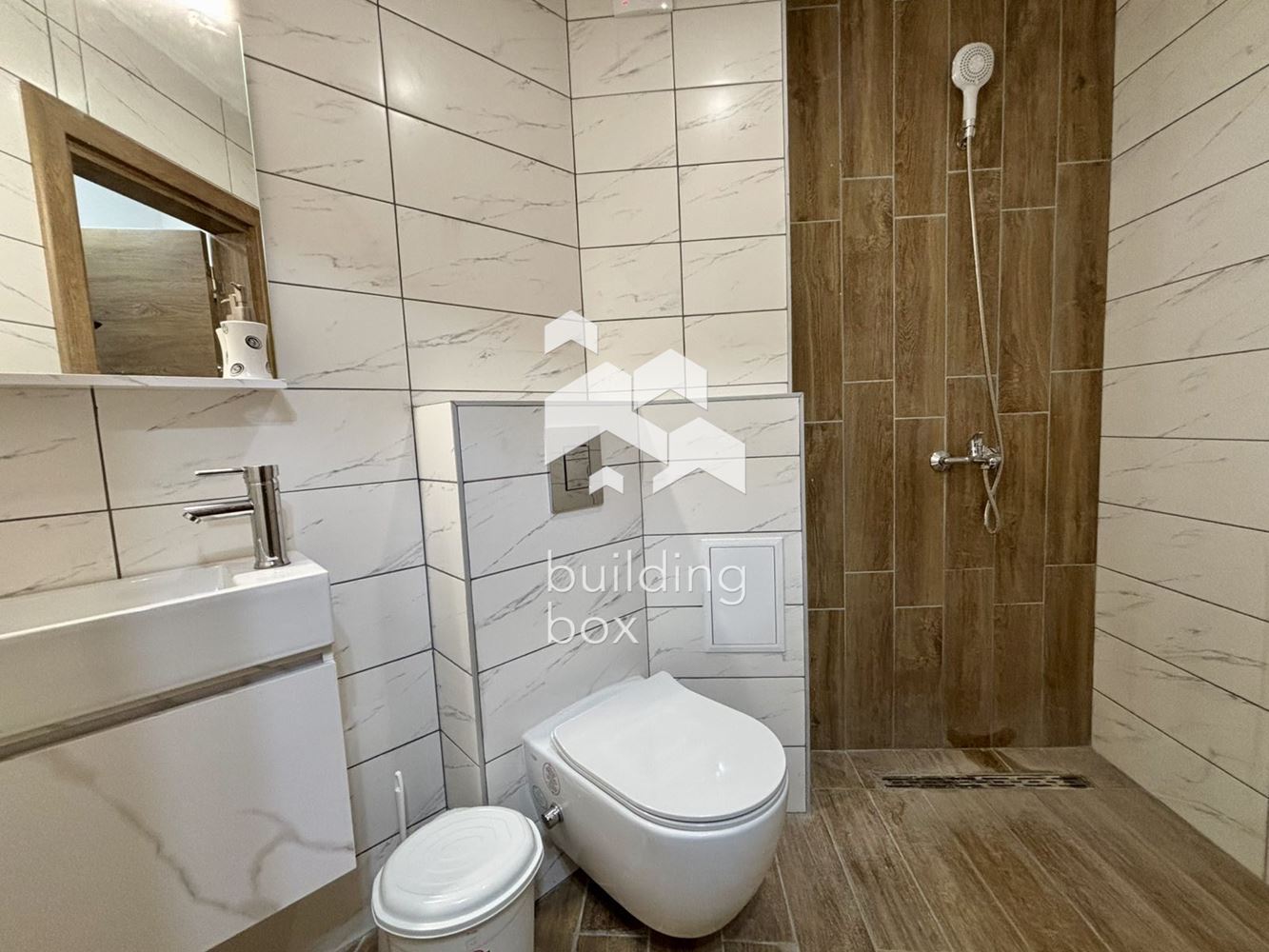 ДВУСТАЕН Стоун Хил - 0