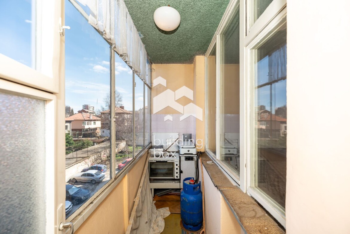 Многостаен апартамент монилит в кв. Южен 98кв.м. - 0