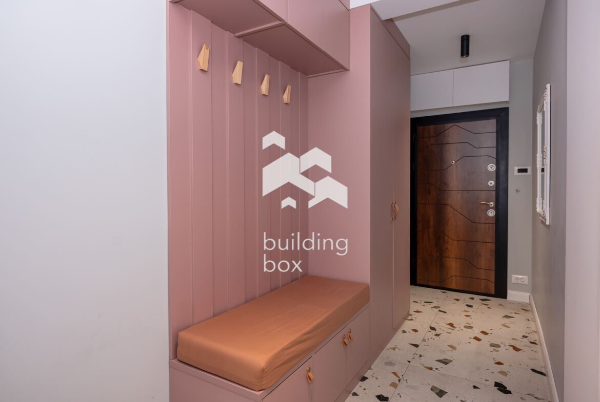 Уютен, обзаведен тристаен апартамент - кв. Каменица 1 - 0