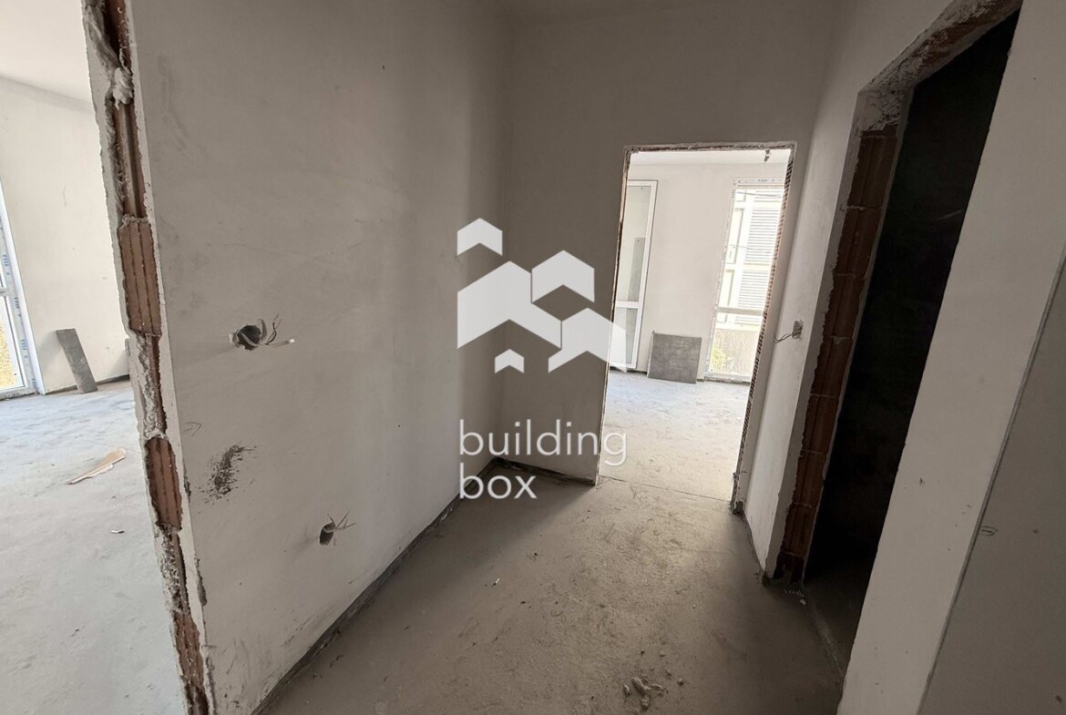 Двустаен апартамент до „Нов българиски университет“ - 0