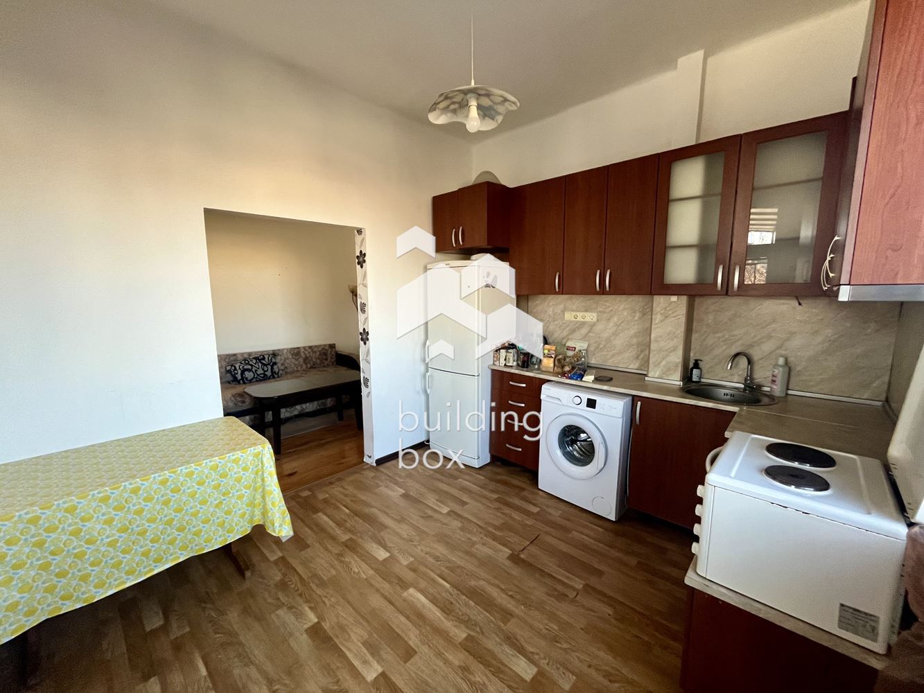 Тристаен, обзаведен апартамент, бул. Тодор Александров