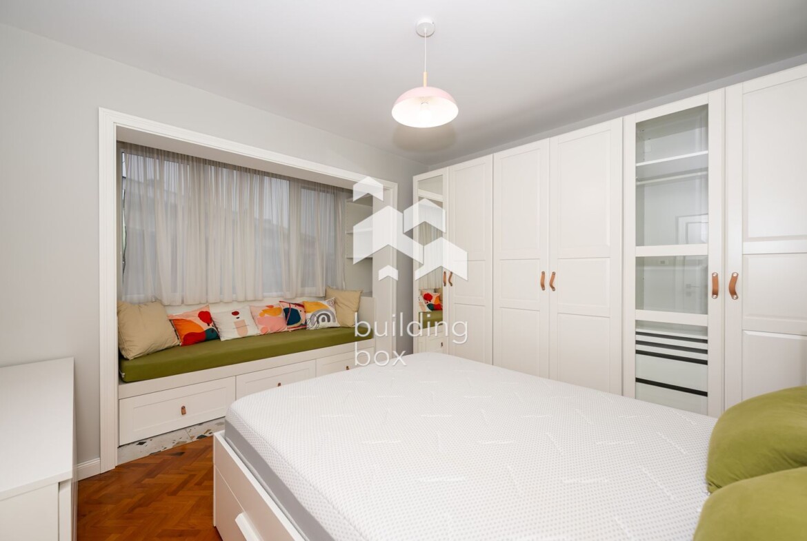 Уютен, обзаведен тристаен апартамент - кв. Каменица 1 - 0