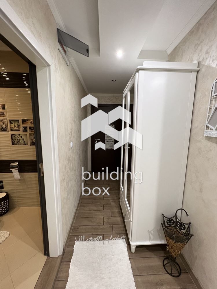 Тристаен апартамент - кв. Прослав - 0