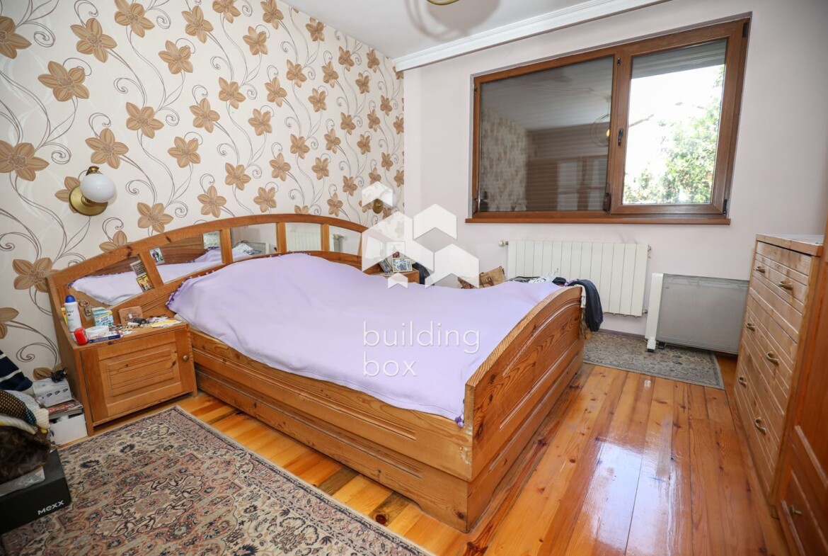 Етаж от къща в гр. Ботевград - 0