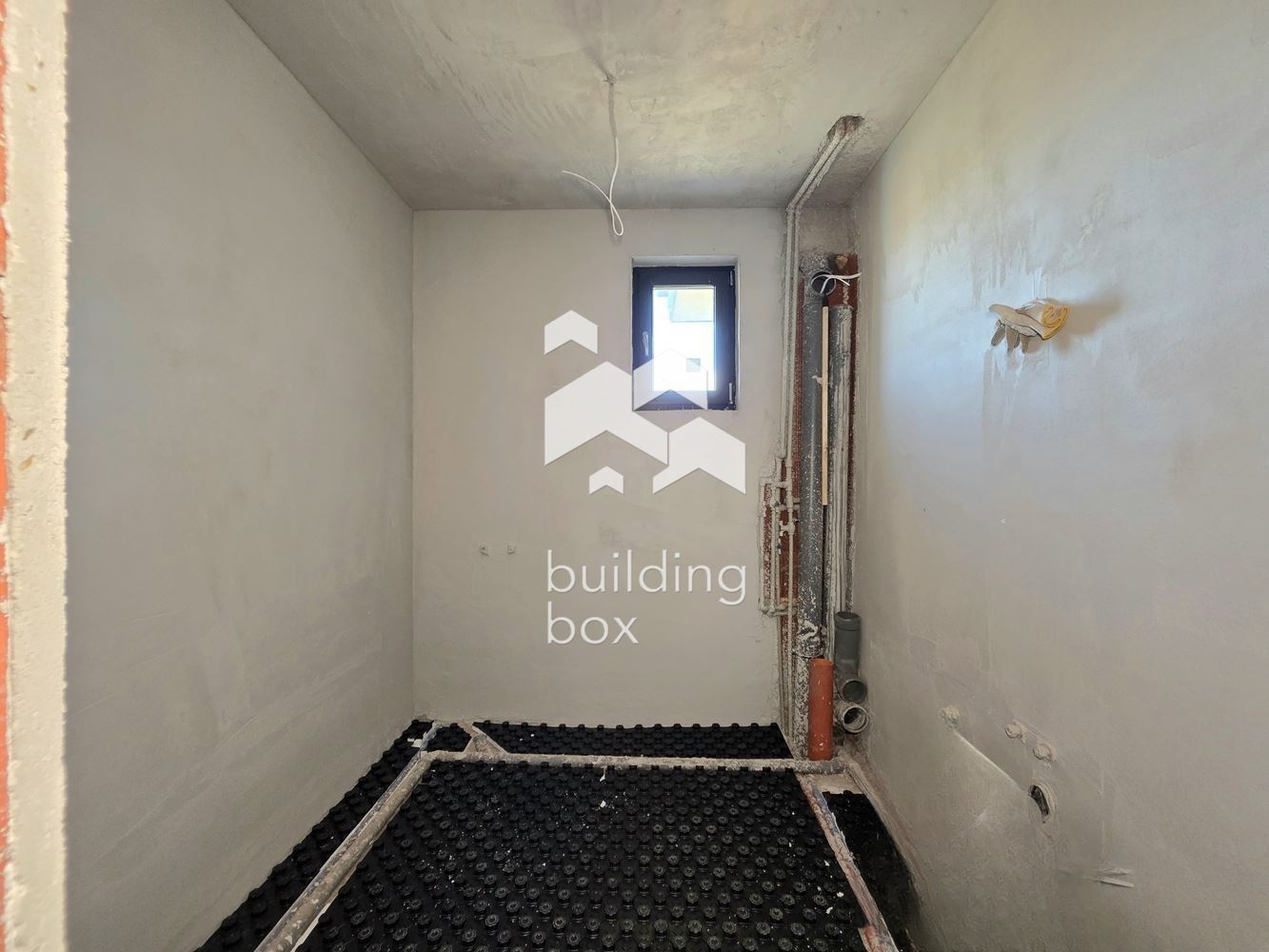 Качество! Простор с двор 600 кв.м.! Еднофамилна къща с Акт 16! - 0