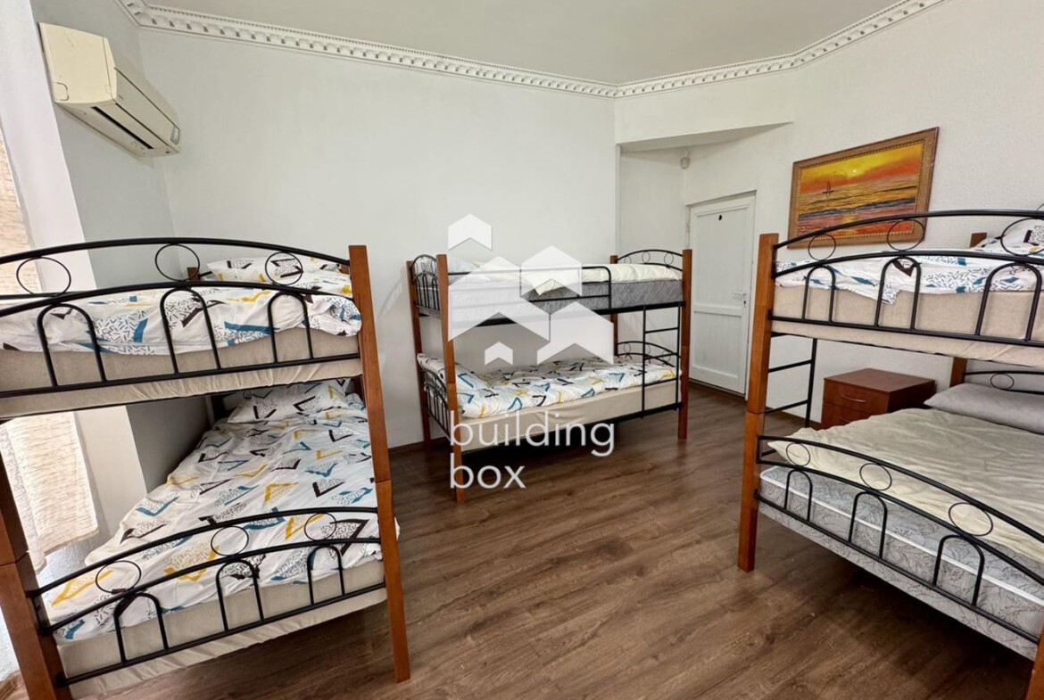 Легла под наем в ТОП център - 0