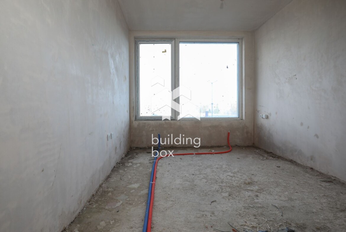 АКТ 16 до средата на годината! Топла връзка към метрото! Затворен комплекс! - 0