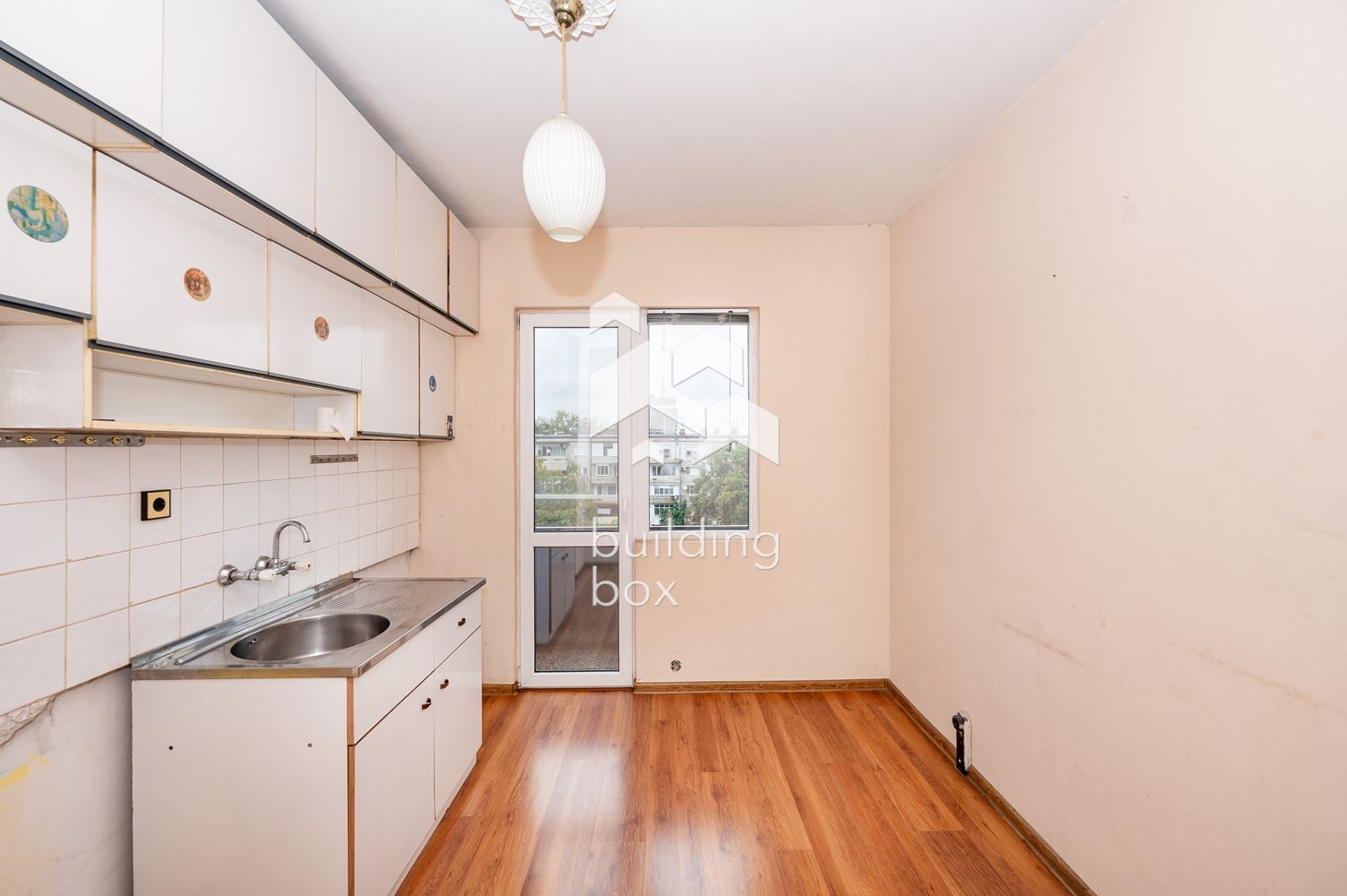 Двустаен апартамент - кв. Христо Смирненски - 0