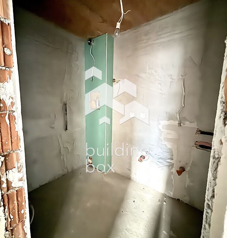 Просторен тристаен апартамент - кв. Малинова долина - 0