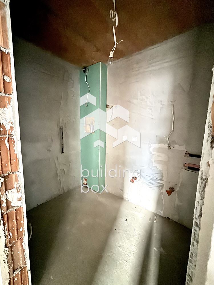 Просторен тристаен апартамент - кв. Малинова долина - 0