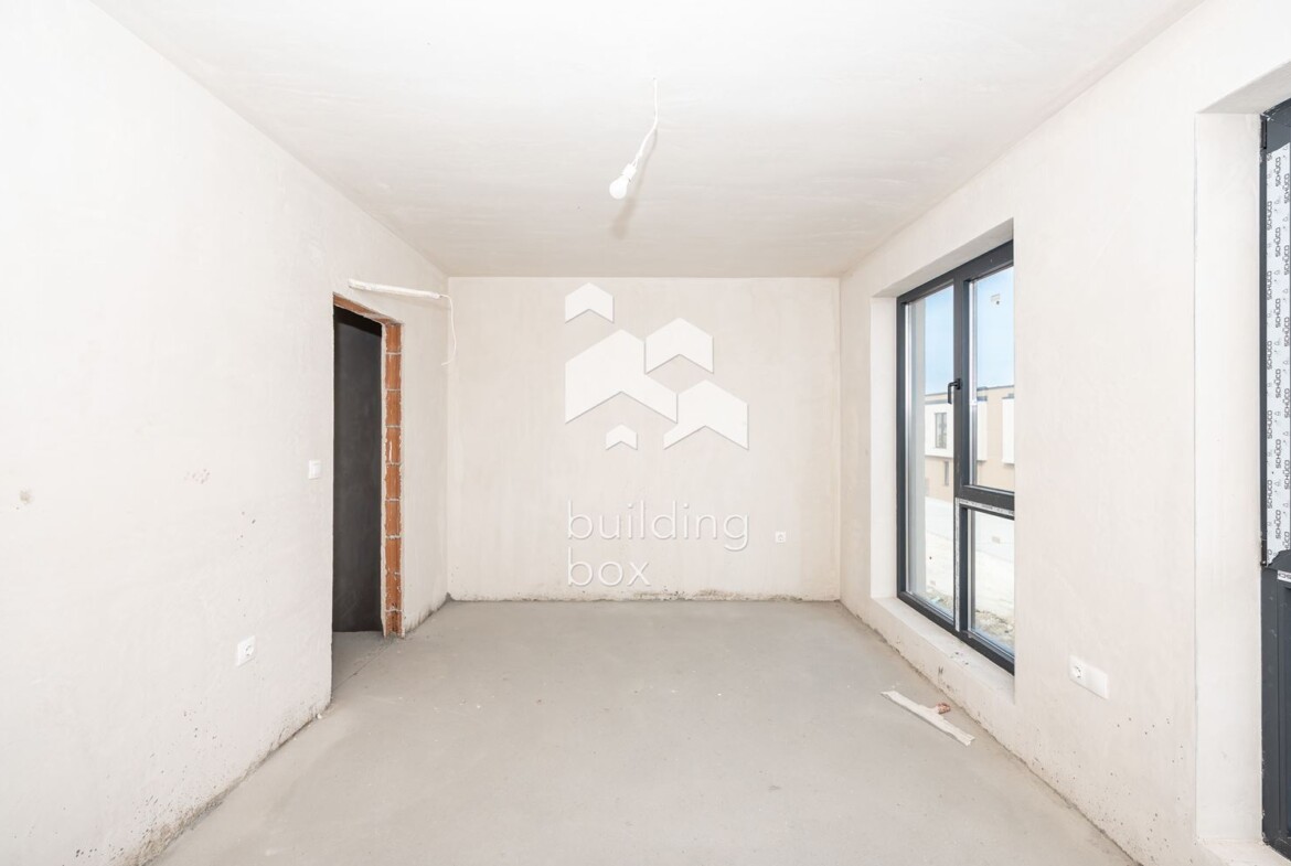 Редова къща с. Маноле - 0