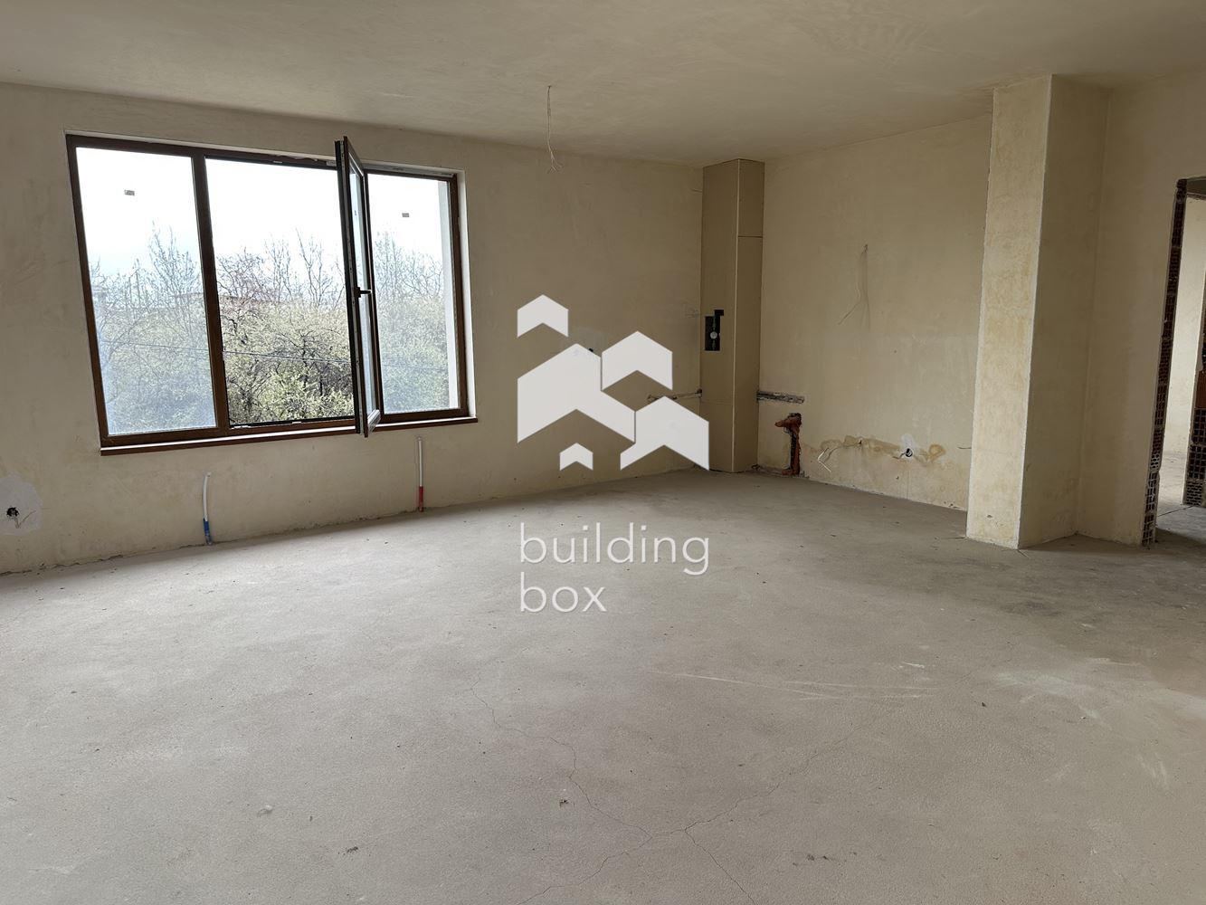 Тристаен апартамент в Люлин 1 - 0