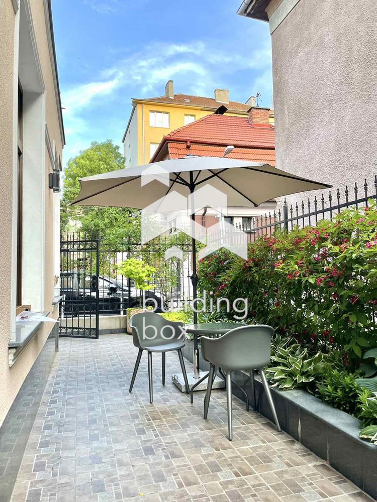 Офис със склад и паркомясто в идеален център – кв. Яворов - 0