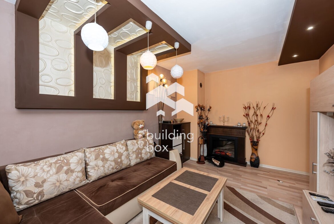 Двустаен преустроен в тристаен - 0