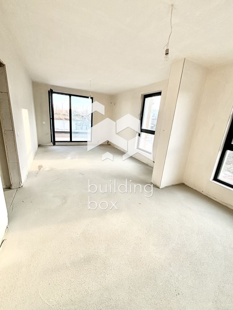 Просторен тристаен апартамент - кв. Малинова долина - 0