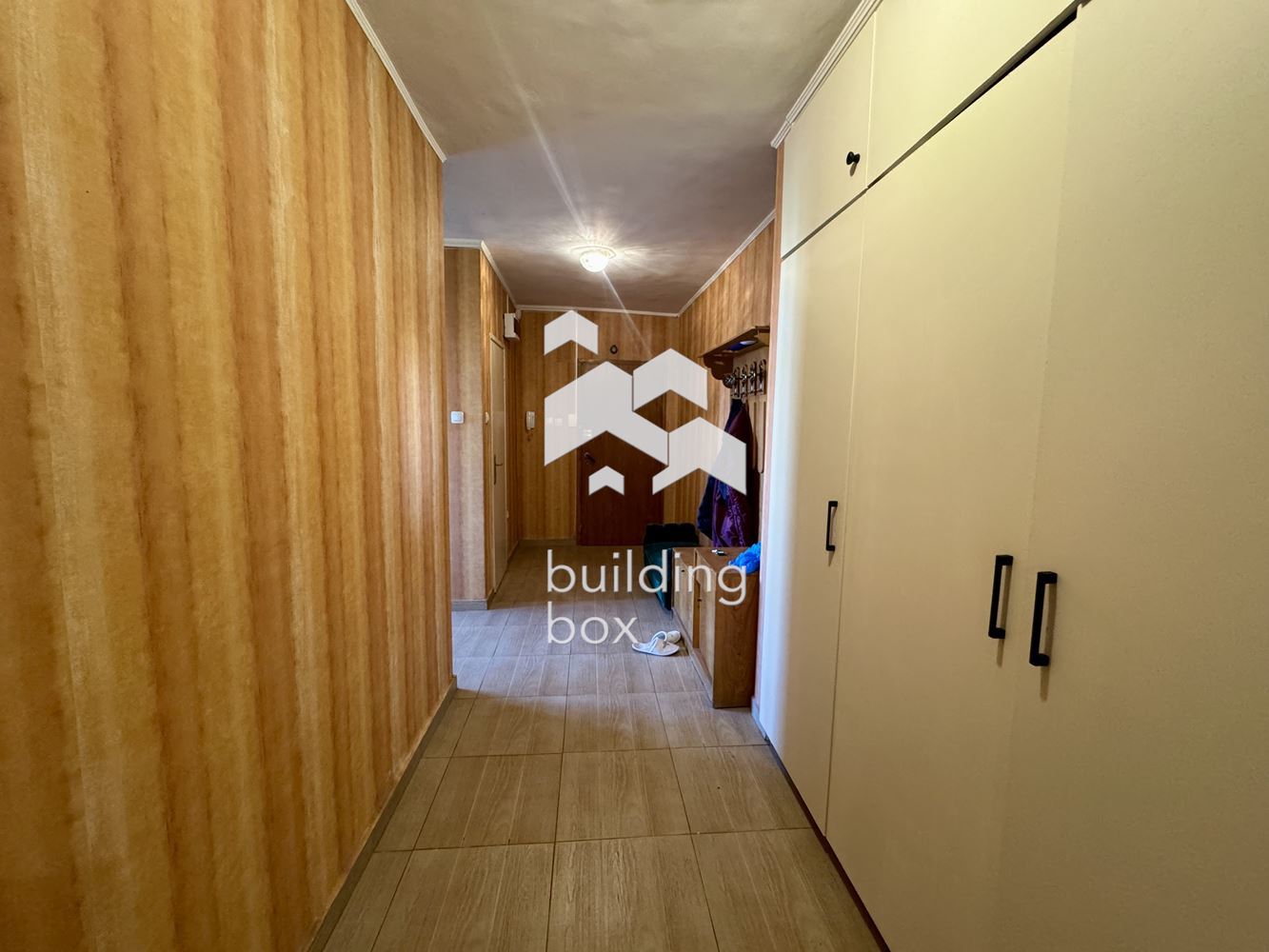 Просторен тристаен в Гео Милев - 0