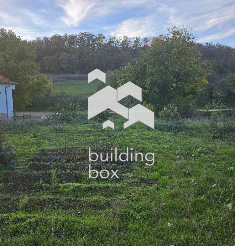 Парцел в с.Константиново - 0