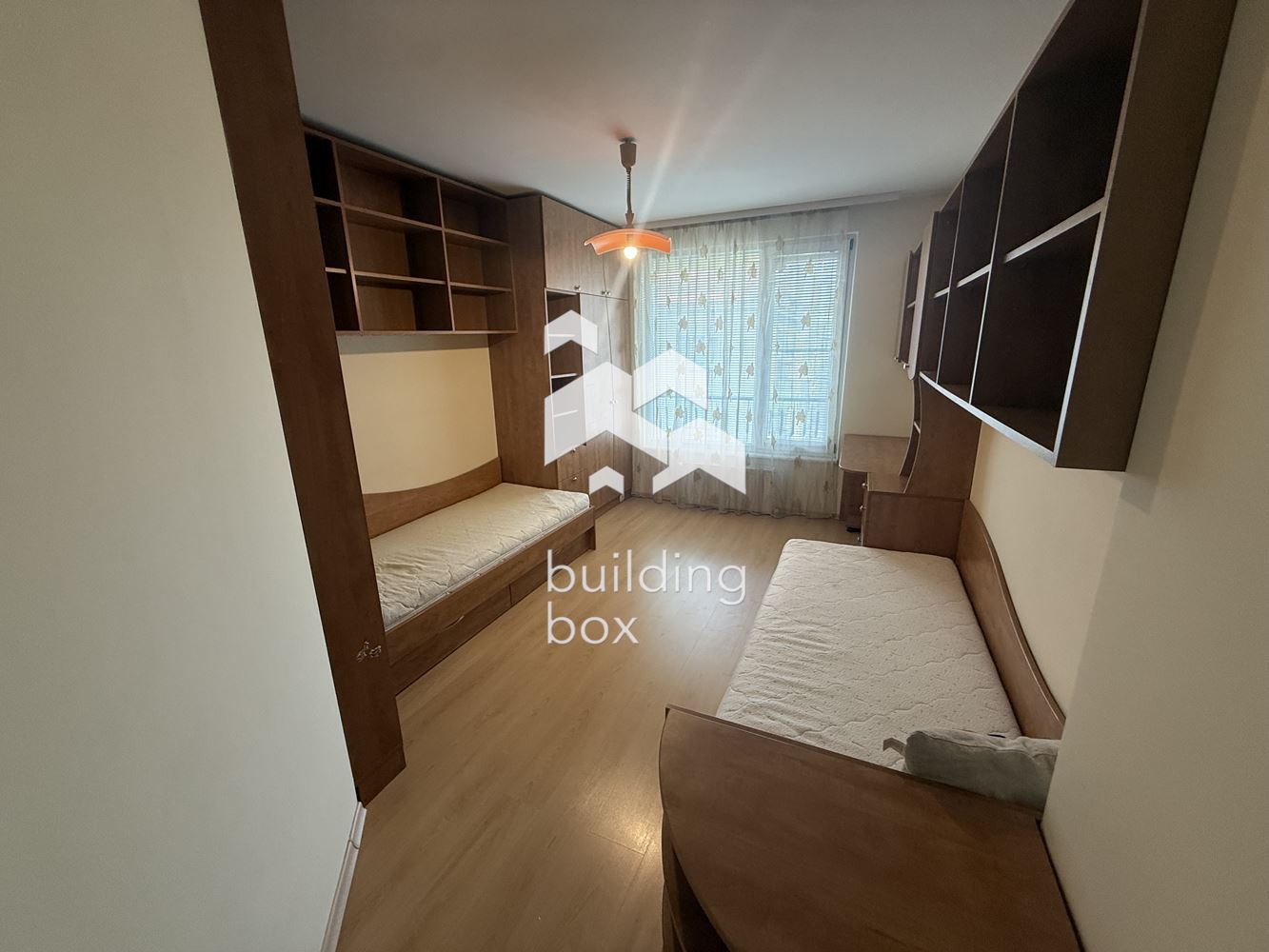 Просторен и семеен тристаен апартамент в кв. Гео Милев - 0