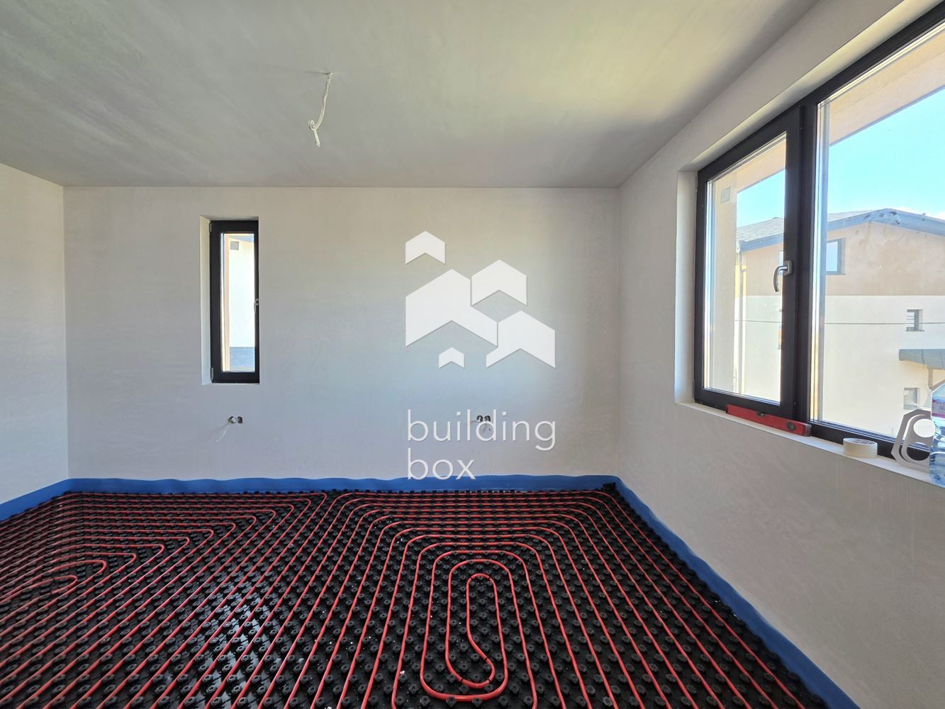 Качество! Простор с двор 600 кв.м.! Еднофамилна къща с Акт 16! - 0