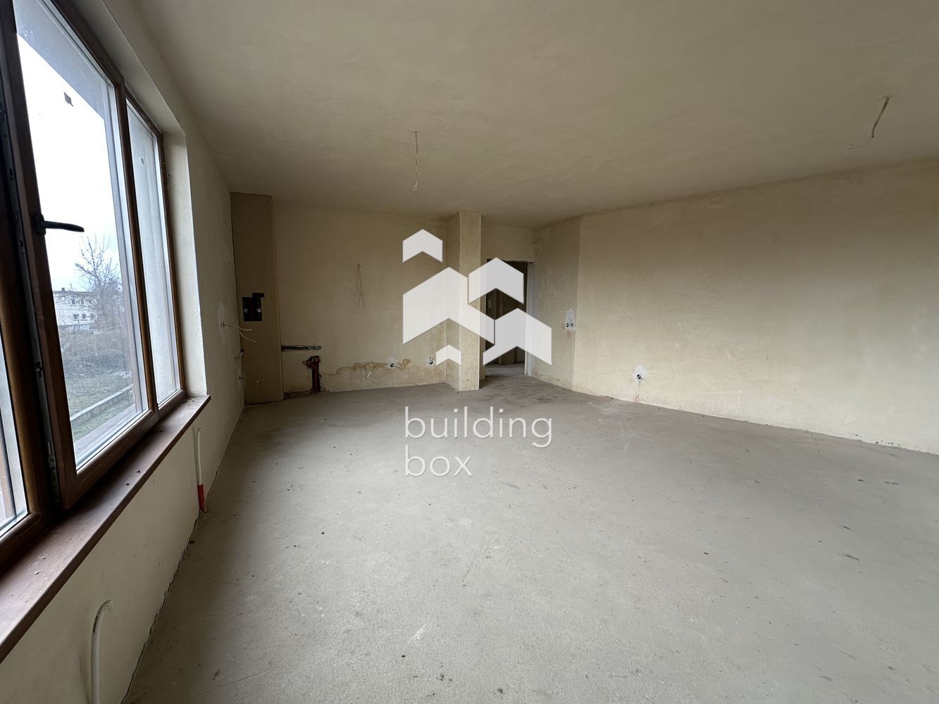 Тристаен апартамент в Люлин 1 - 0