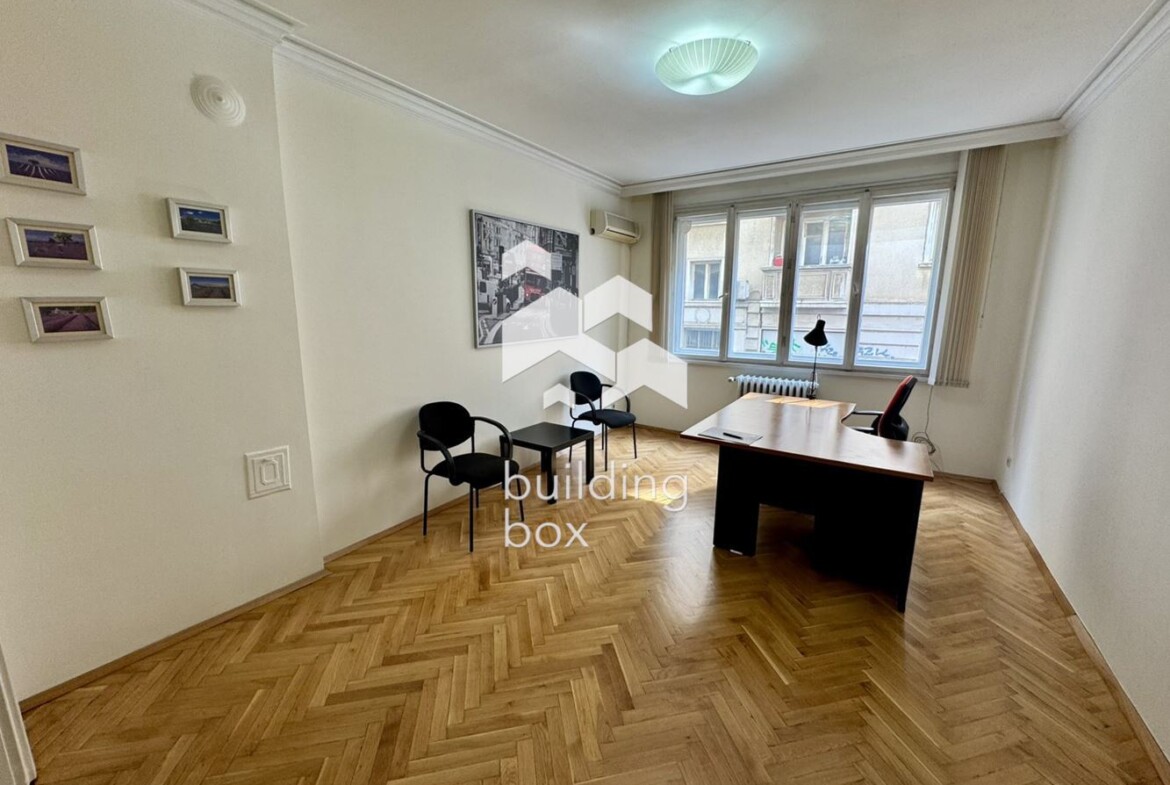 Офис/ Кантора под наем в ТОП център - 0