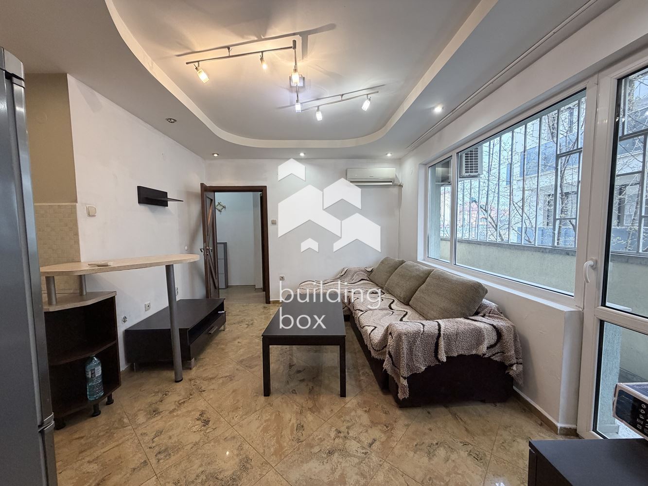 Тристаен апартамент под наем - кв. Каменица 2 - 0