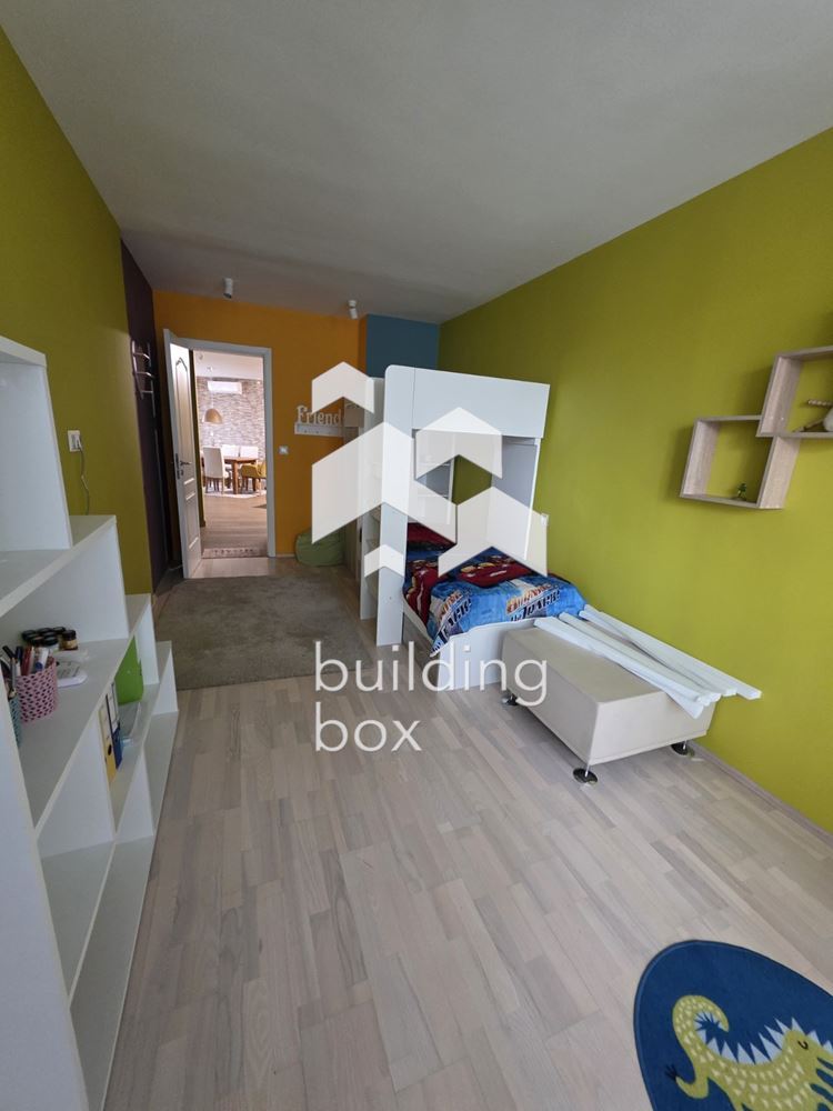 Продава тристаен апартамент в кв. Манастирски ливади - 0