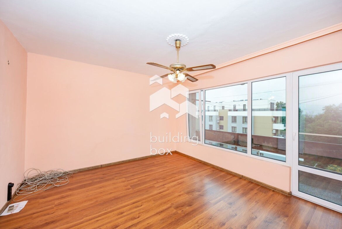 Двустаен апартамент - кв. Христо Смирненски - 0