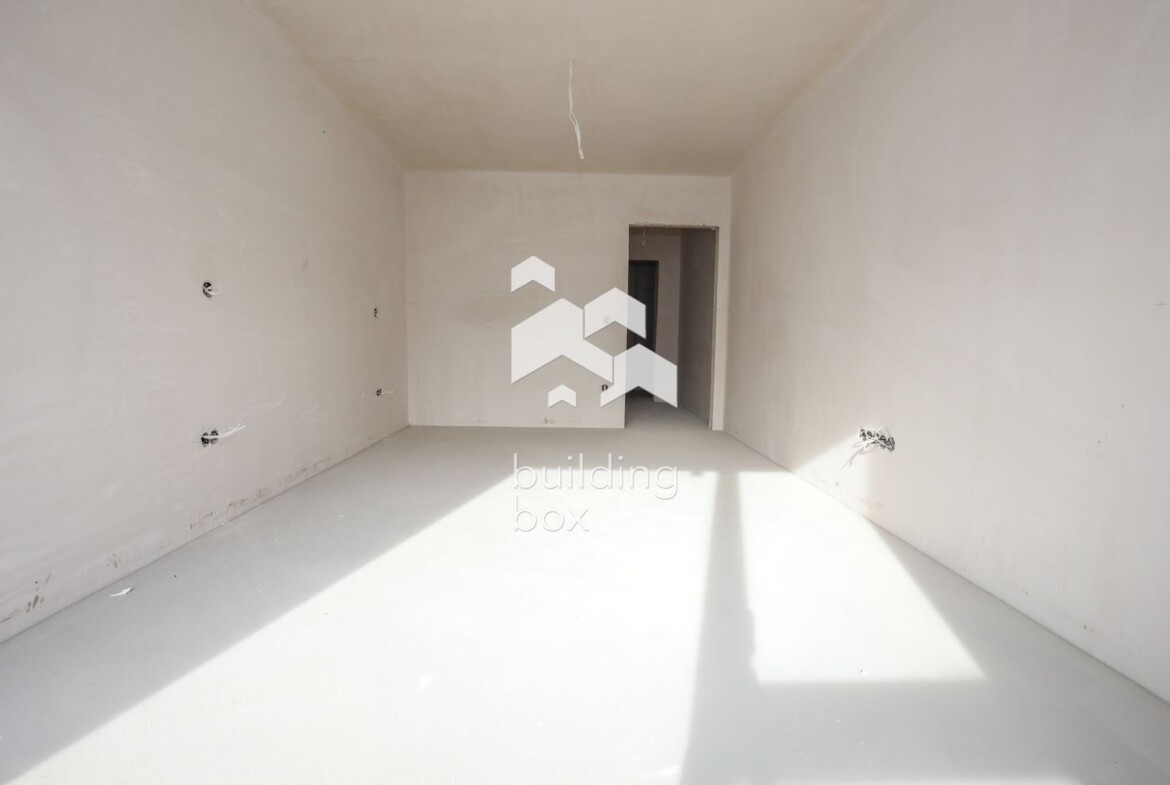 Нов слънчев 3-стаен апартамент - над 30 кв.м. всекидневна - 0