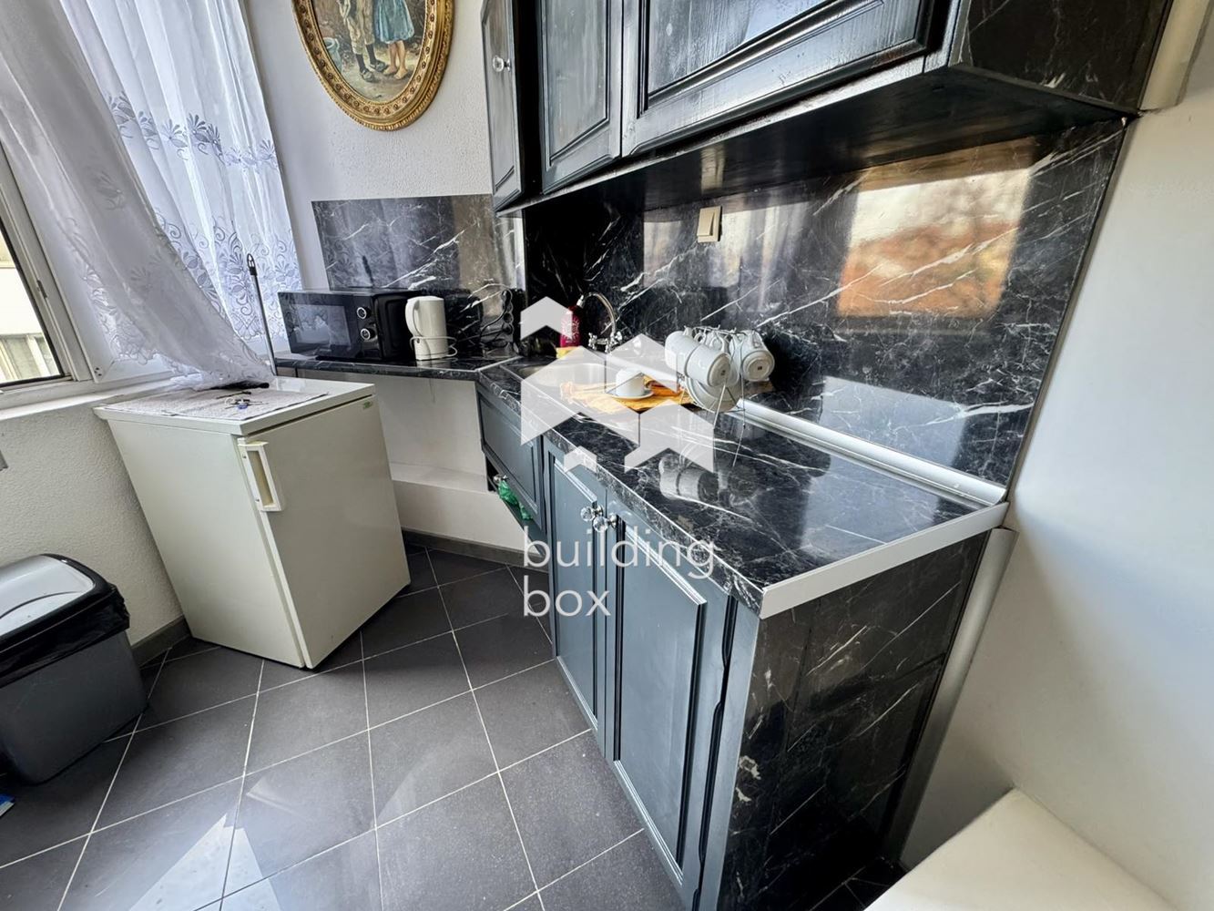 Легла под наем в ТОП център - 0