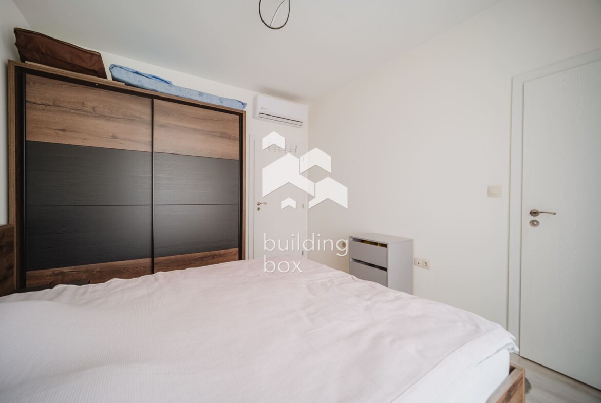 Тристаен обзаведен СИТИ ПАРК ЮГ - 0