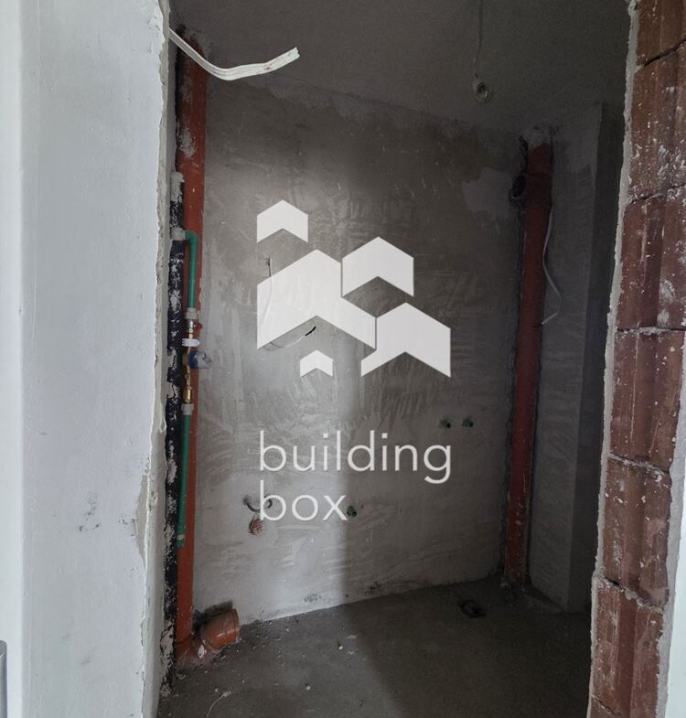 Двустаен апартамент в кв. „Остромила“ - 0