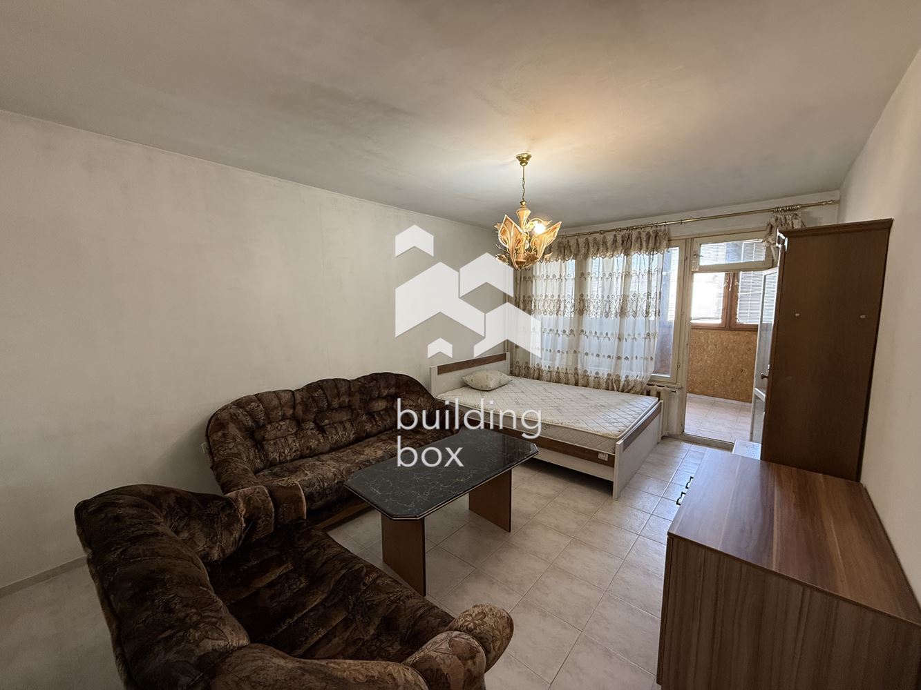 Гарсониера под наем в кв.Света Троица