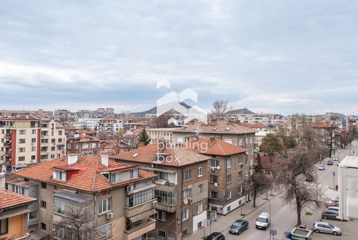 Двустаен преустроен в тристаен - 0