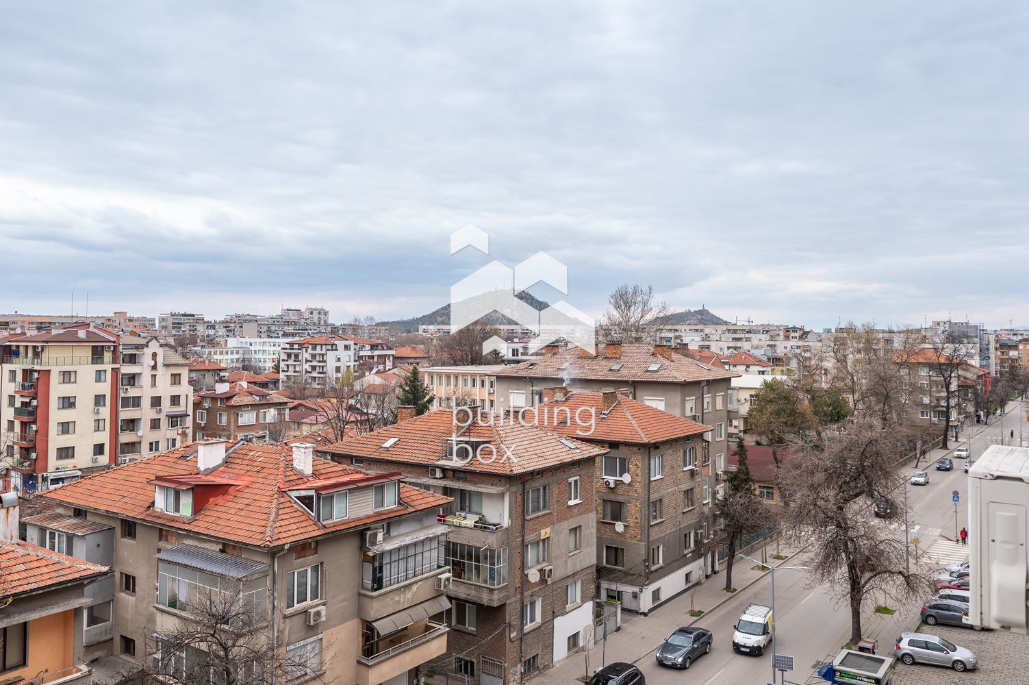 Двустаен преустроен в тристаен - 0