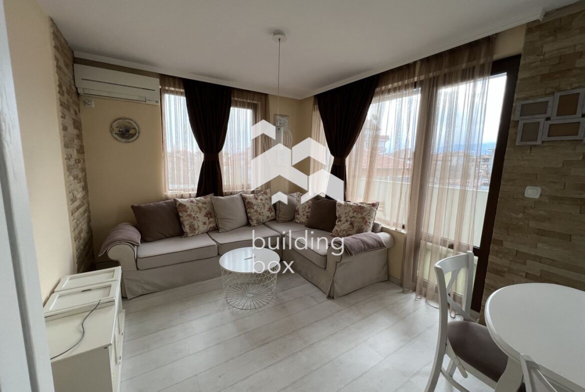 Тристаен апартамент - кв. Прослав - 0