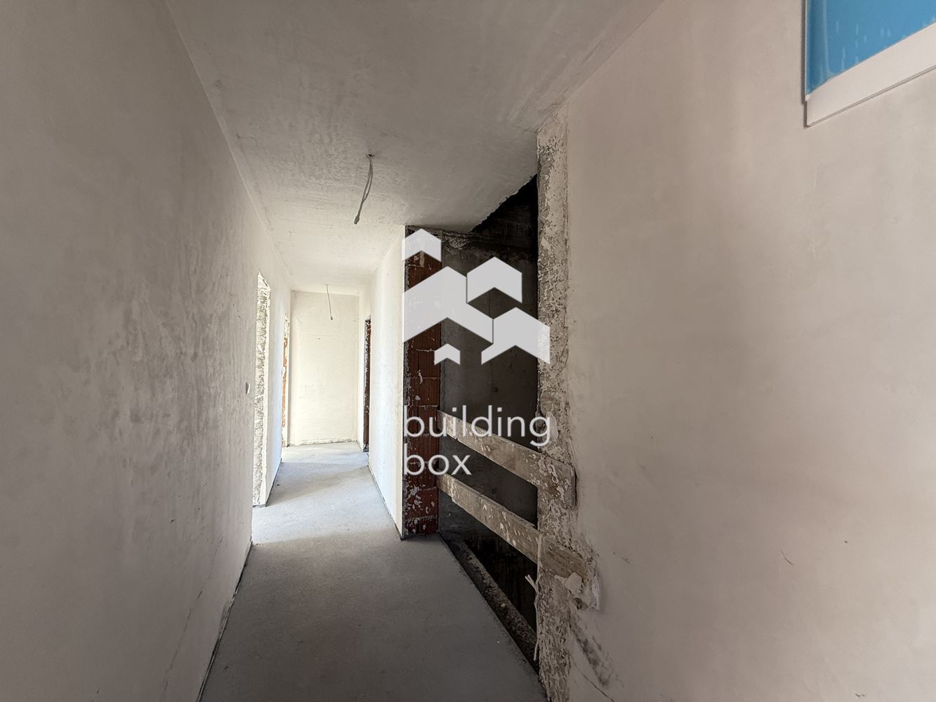 Четиристаен апартамент пред АКТ16 - кв. Остромила - 0