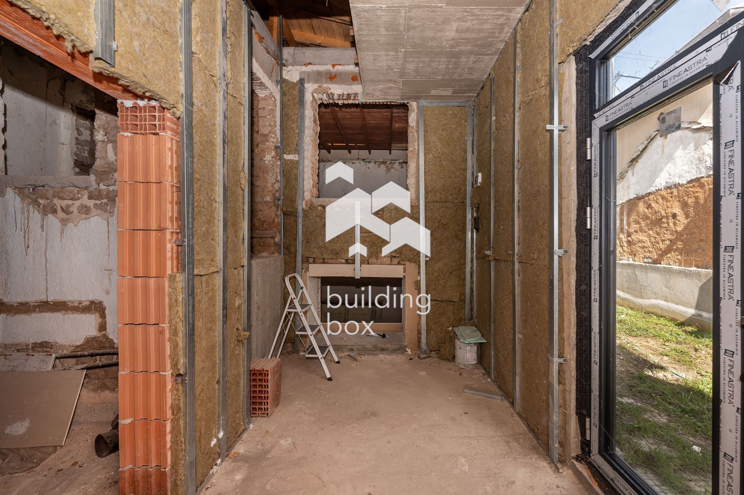 Еднофамилна къща в с. Старосел - 0