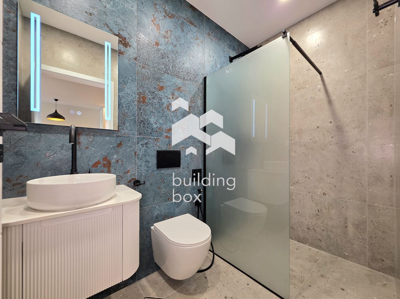 Светъл и просторен апартамент в MONA 3 - 0