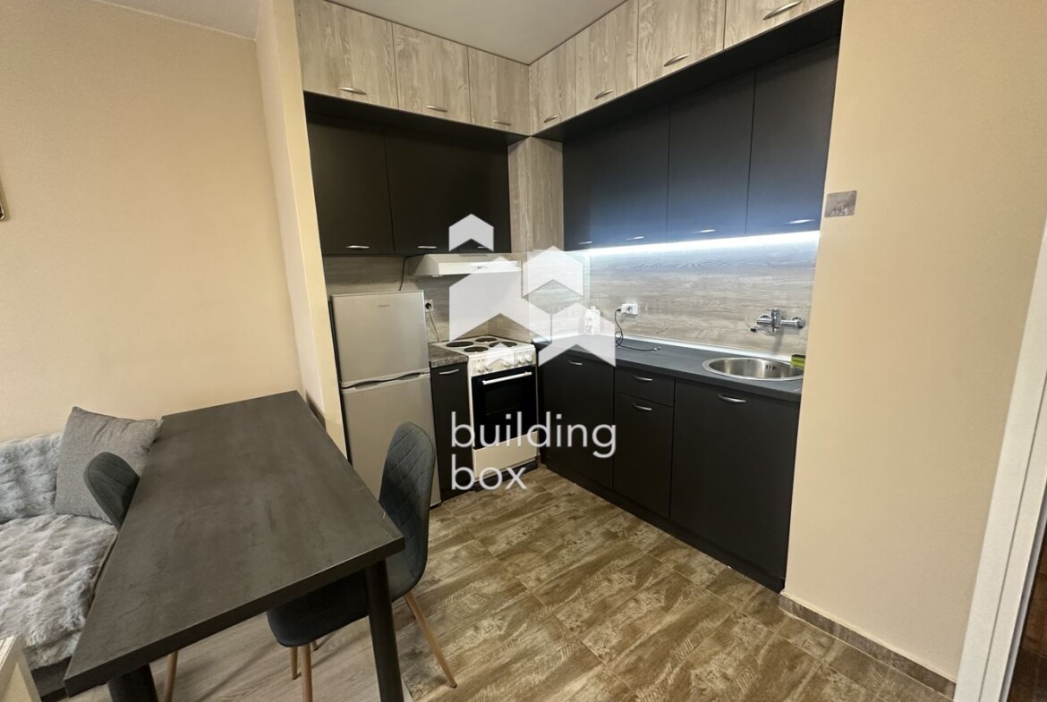 Едностаен апартамент в Младост 3 - 0